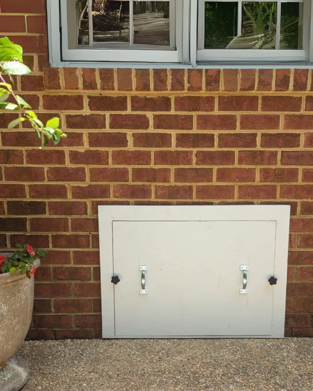 👀When was the last time you went in your crawl space? If you're like most homeowners… probably never. 

But what’s out of sight shouldn’t be out of mind. Let us take a look before problems show up where you can see them🔍🏠.

 #freeinspections #crawlspaceinspection #crawlspacerepair